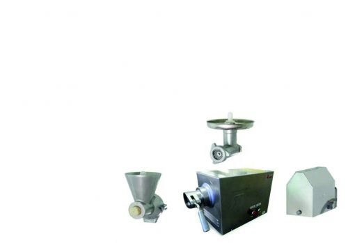 Универсальная кухонная машина УКМ-08