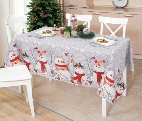 Скатерть "СНЕГОВИКИ"